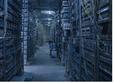 Renewable energy powered cryptocurrency mining farm
